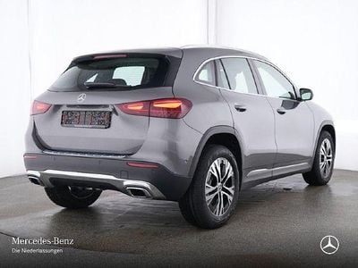Mercedes GLA180