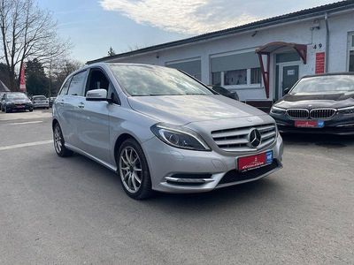 Gebraucht Mercedes B180 109 PS (80 kW) 2011 Silber Van / Kleinbus
