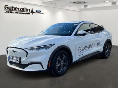 Starweiß metallic Gebraucht 2023 Ford Mustang Mach-E Extended Range SUV | 37.890 € (Fairer Preis)