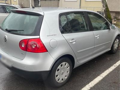 Usata VW Golf V 102 CV (75 kW) 2007 Argento Utilitaria