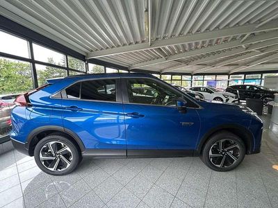 Neu Mitsubishi Eclipse Cross Plus 188 PS (138 kW) 2025 Laserblau SUV