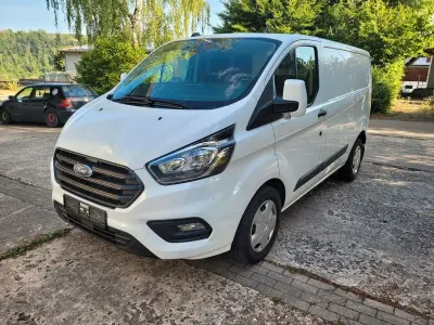 Gebraucht Ford Transit Custom 131 PS (96 kW) 2020 Weiß Van