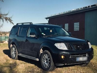 Gebraucht Nissan Pathfinder 190 PS (139 kW) 2014 Schwarz SUV