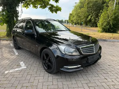 Gebraucht Mercedes C200 136 PS (100 kW) 2012 Schwarz Kombi