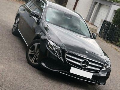 Gebraucht Mercedes E220 194 PS (142 kW) 2017 Schwarz Kombi