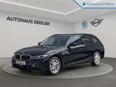 Gebraucht BMW 330 184 PS (135 kW) 2024 Saphirschwarz Kombi