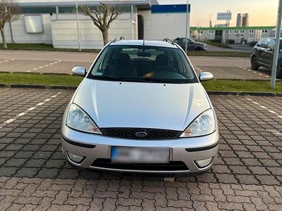 Gebraucht Ford Focus 90 PS (66 kW) 2002 Silber Kombi