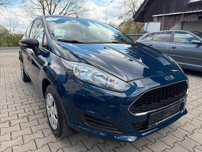 Second-hand Ford Fiesta 60 CP (44 kW) 2016 Albastru Hatchback