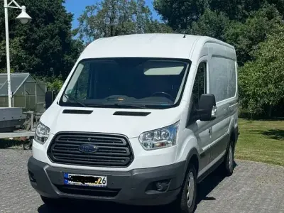 Gebraucht Ford Transit 105 PS (77 kW) 2018 Weiß Van / Kleinbus