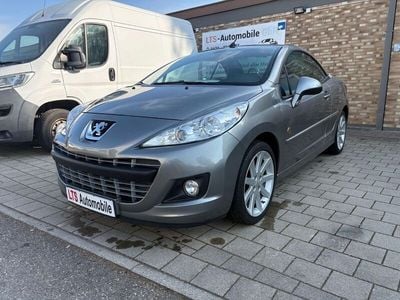 Grau Gebraucht 2011 Peugeot 207 CC Roland Garros Cabrio | 4.399 € (Fairer Preis)