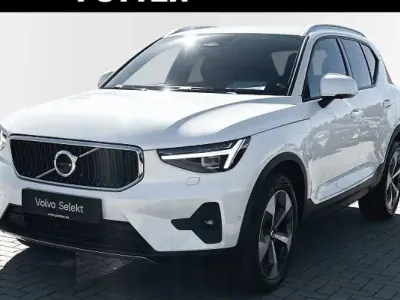 Occasion Volvo XC40 Core 163 ch (119 kW) 2024 Blanc SUV