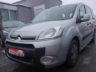 Grau Gebraucht 2014 Citroën Berlingo Tendance Van / Kleinbus | 4.950 € (Guter Preis)