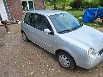 Gebraucht VW Lupo 50 PS (36 kW) 2001 Silber Kleinwagen
