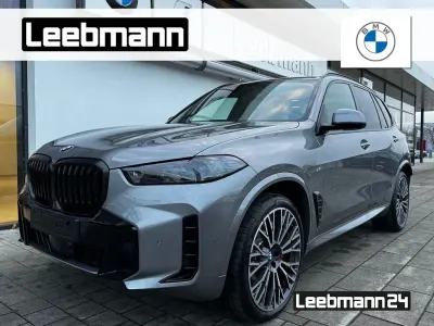 Neu BMW X5 M Sport 298 PS (219 kW) 2025 Grau SUV