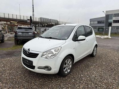 Weiß Gebraucht 2009 Opel Agila Edition Kleinwagen | 1.890 € (Fairer Preis)