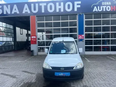 Gebraucht Opel Combo Business 75 PS (55 kW) 2010 Weiß Van / Kleinbus