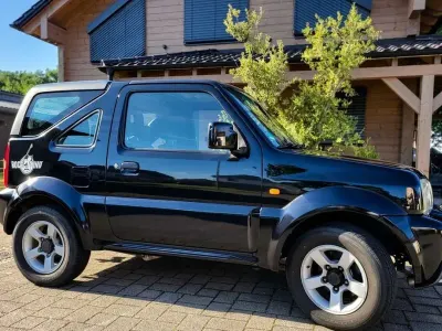 Używany Suzuki Jimny 86 KM (63 kW) 2007 Czarny SUV