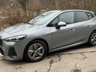 Gebraucht BMW 223 Active Tourer M Sport 218 PS (160 kW) 2024 Grau Van / Kleinbus