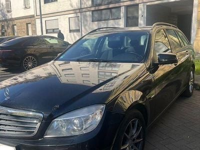 Gebraucht Mercedes C220 170 PS (125 kW) 2010 Schwarz Kombi