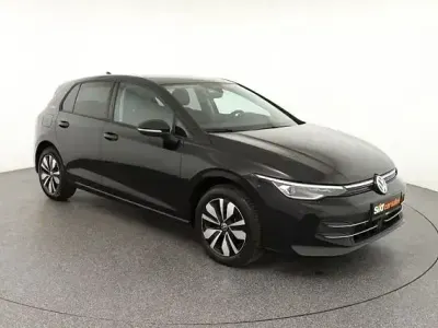 Używany VW Golf VIII Goal 150 KM (110 kW) 2025 Czarny Sedan/Limuzyna