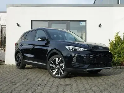 Uusi MG ZS Luxury 197 HP (144 kW) 2026 Musta Katumaasturi