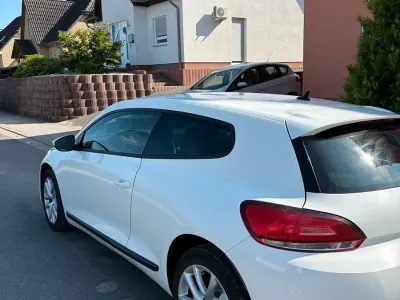 Gebraucht VW Scirocco 200 PS (147 kW) 2009 Weiß Coupé