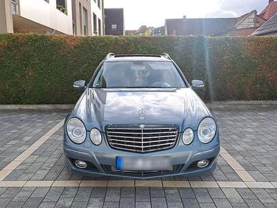 Mercedes E280