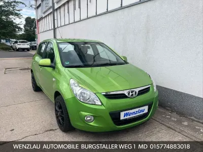 Gebraucht Hyundai i20 Classic 77 PS (56 kW) 2009 Grün Kleinwagen