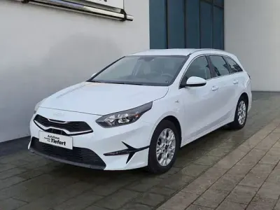 Gebraucht Kia Ceed Sportswagon Spirit 140 PS (102 kW) 2025 Kombi
