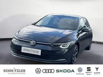 Gebraucht VW Golf VIII Style 190 PS (139 kW) 2024 Uranograu Limousine