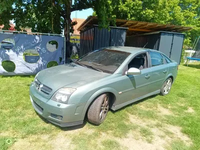 Gebraucht Opel Vectra 211 PS (155 kW) 2003 Grün Limousine
