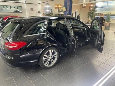Usata Mercedes C220 170 CV (125 kW) 2016 Nero Station wagon