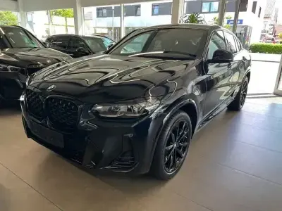 Gebraucht BMW X4 M Sport 286 PS (210 kW) 2024 Schwarz SUV