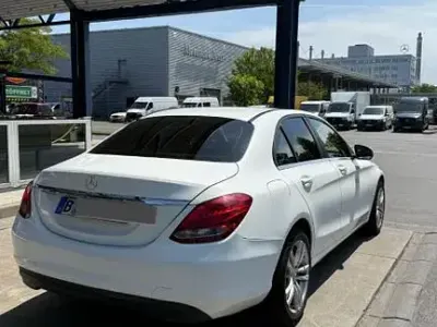Gebraucht Mercedes C180 Edition 156 PS (114 kW) 2015 Weiß Limousine