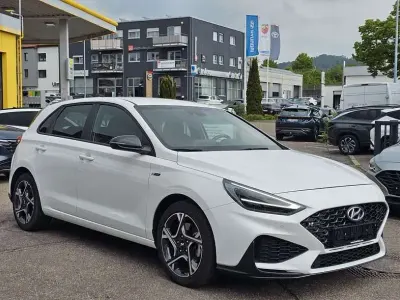 Gebraucht Hyundai i30 N Line 120 PS (88 kW) 2024 Weiß Limousine