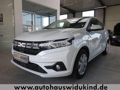 Gebraucht Dacia Sandero 91 PS (66 kW) 2023 Weiß Limousine