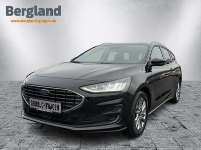 Gebraucht Ford Focus Titanium 125 PS (91 kW) 2024 Lackierung agate black metallic schwarz Kombi