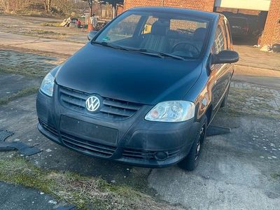 Schwarz Gebraucht 2006 VW Fox Kleinwagen | 2.100 € (Fairer Preis)