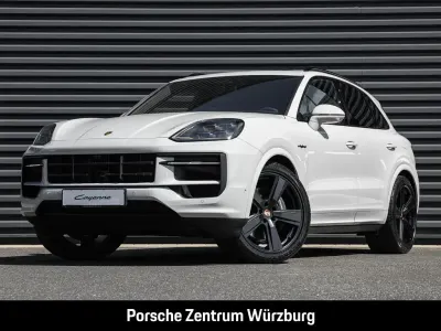 Neu Porsche Cayenne E-Hybrid Black Edition 470 PS (345 kW) 2026 Weiß SUV