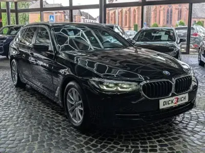 Gebraucht BMW 520 M Sport 190 PS (139 kW) 2023 Schwarz Limousine
