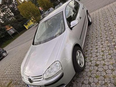 Usata VW Golf IV Trendline 102 CV (75 kW) 2006 Grigio Utilitaria