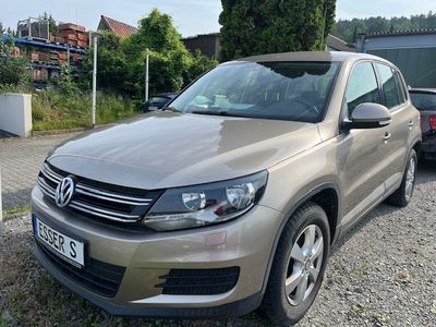 Gebraucht VW Tiguan Trendline 122 PS (89 kW) 2014 Beige SUV