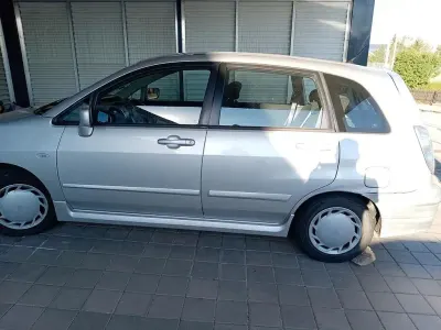 Gebraucht Suzuki Liana Comfort 106 PS (77 kW) 2005 Silber Limousine