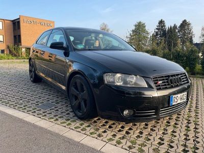 gebraucht Audi A3 8P 2.0FSI Leder / Xenon / 8-Fach / Automatik / Voll! S3