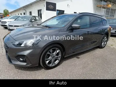Gebraucht Ford Focus ST-Line 125 PS (91 kW) 2020 Grau Limousine