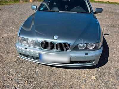 Second-hand BMW 525 Basis 163 CP (119 kW) 2001 Verde Berlinǎ