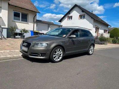 Gebraucht Audi A3 S-Line 140 PS (102 kW) 2011 Grau Kleinwagen