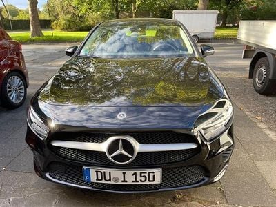 Gebraucht Mercedes A180 Advanced 136 PS (100 kW) 2022 Schwarz Limousine