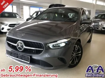 Gebraucht Mercedes B180 Progressive 136 PS (100 kW) 2023 Mountaingraumetallic Van / Kleinbus