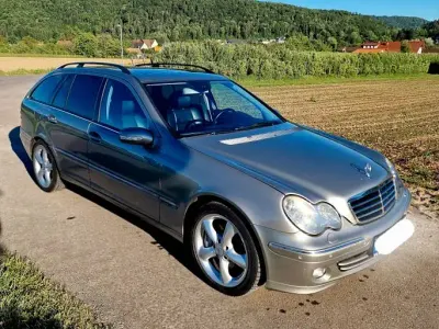 Używany Mercedes C280 Avantgarde 231 KM (169 kW) 2006 Szary Sedan/Limuzyna
